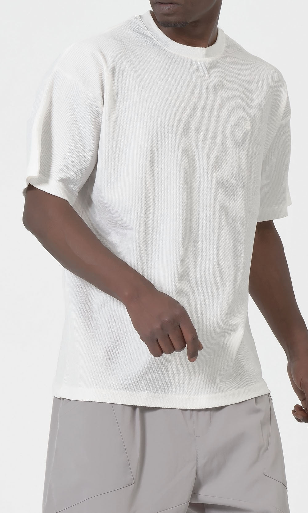 T-shirt oversize gaufré QTT3001 en écru