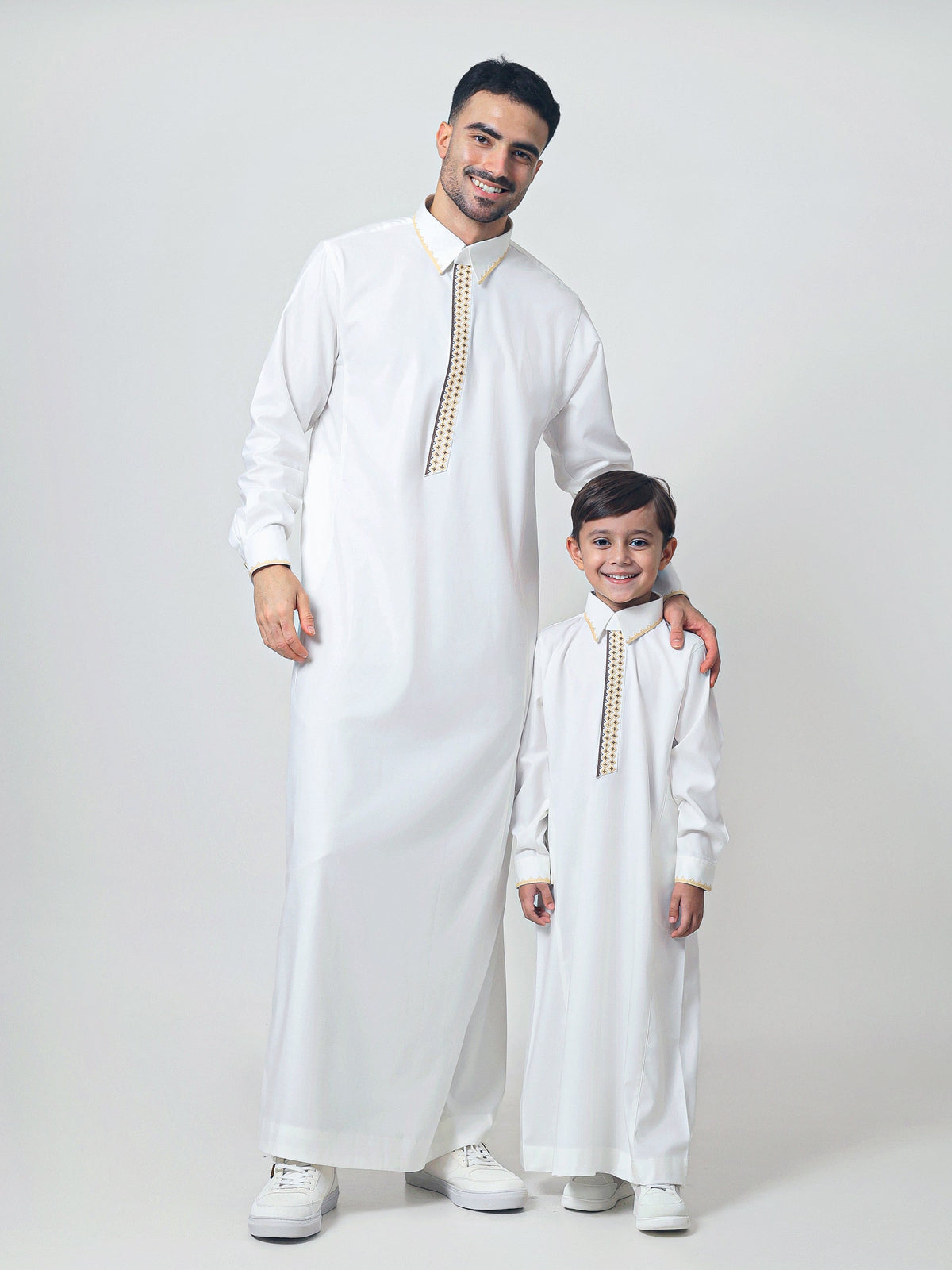 Adult Thobe 302 Off White