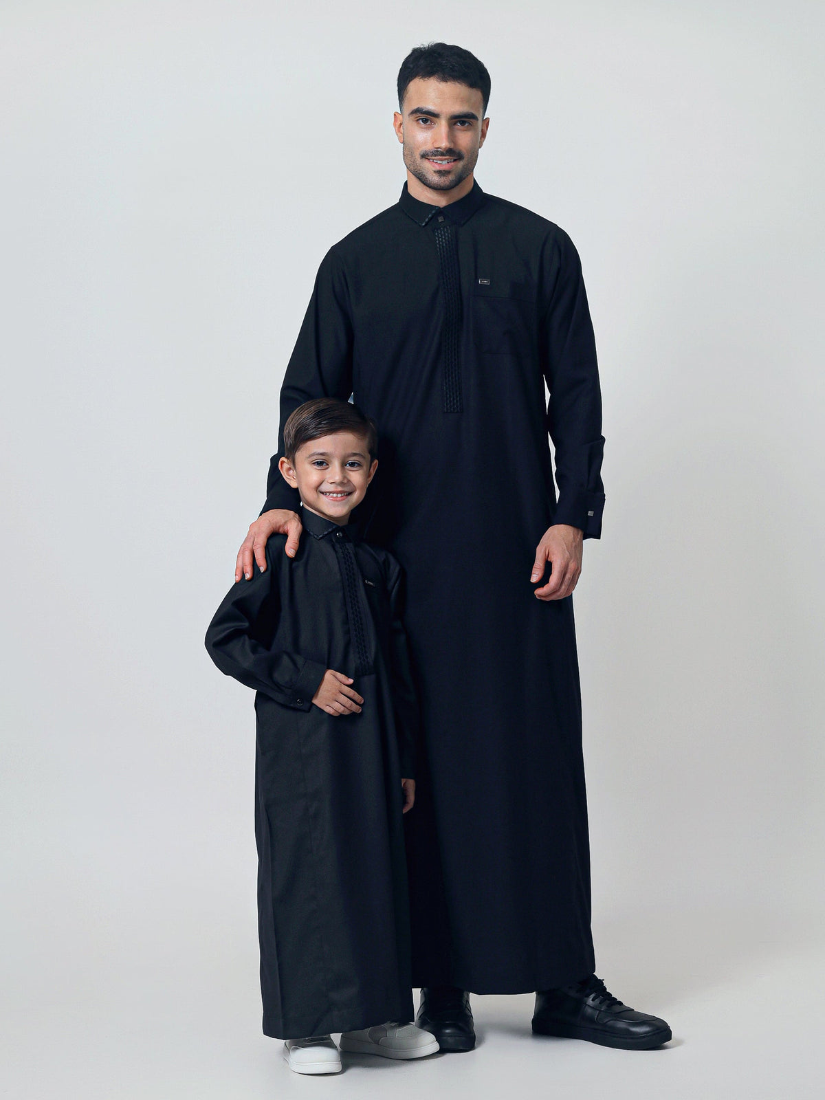 Adult Thobe 307 Black