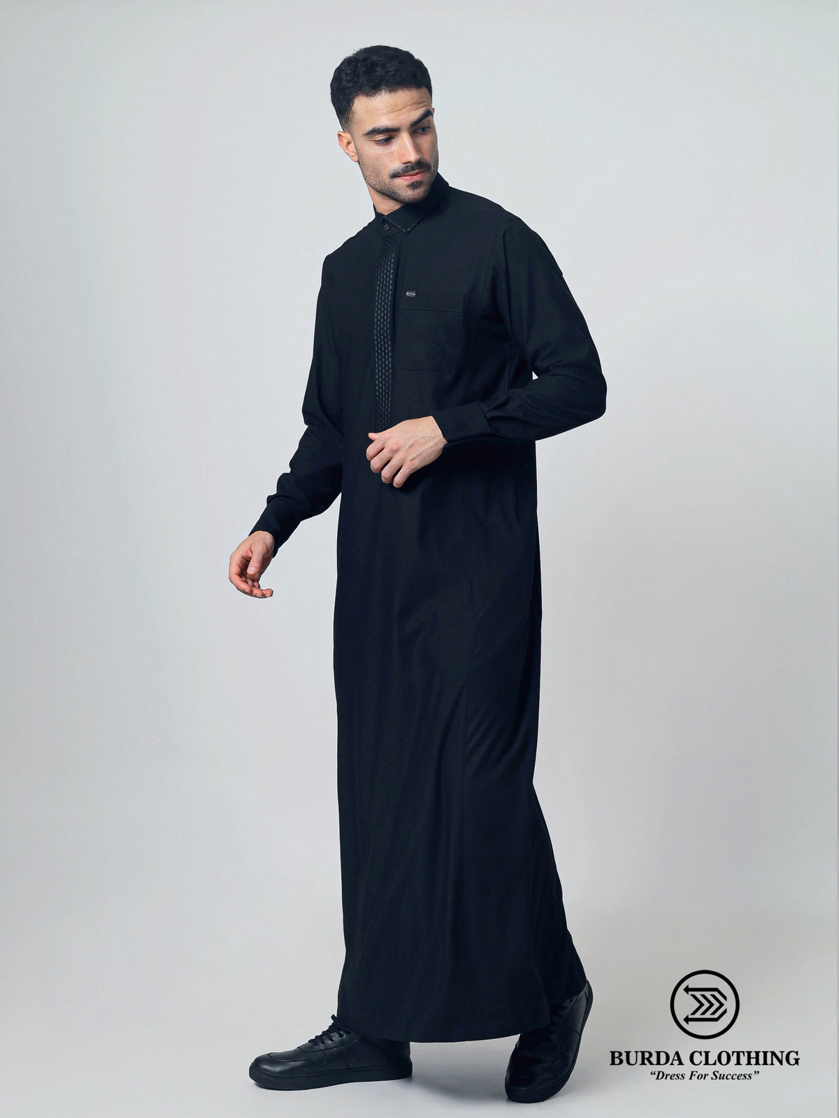 Adult Thobe 307 Black